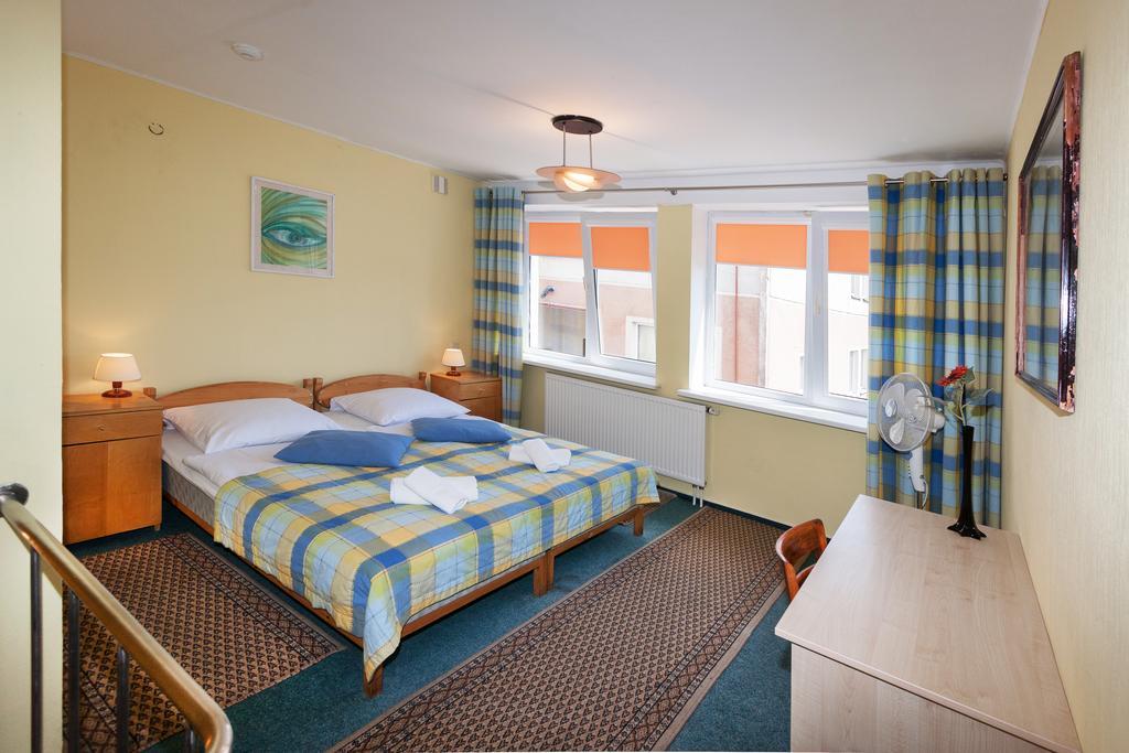 פלאנגה Info Hotel Apartments חדר תמונה